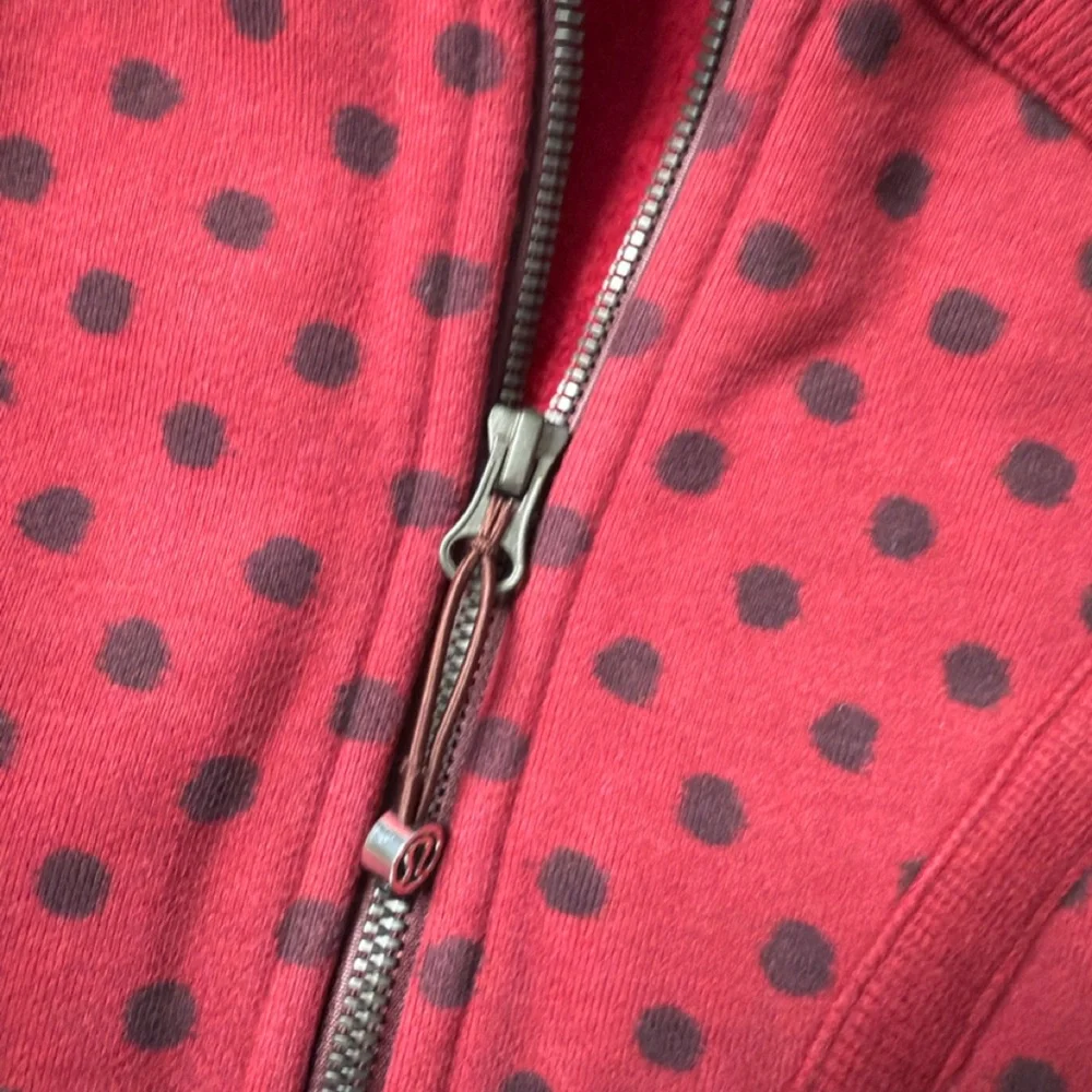 lululemon athletica Red Polka Dot Scuba Vintage - Picture 2 of 5